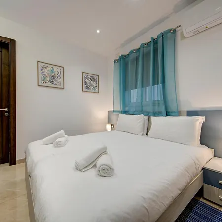 Beautiful 2br Seafront With Wifi & Comfy Beds Birżebbuġa