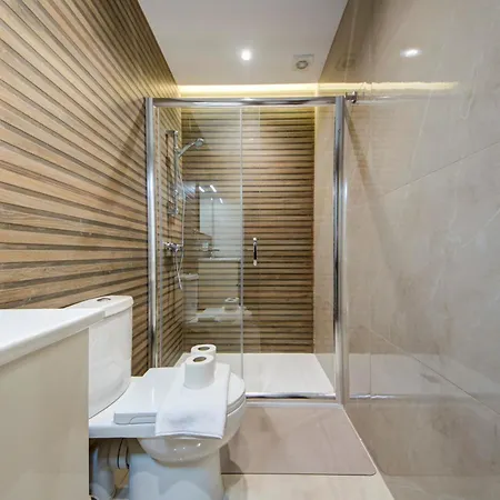 Beautiful 2br Seafront With Wifi & Comfy Beds アパート