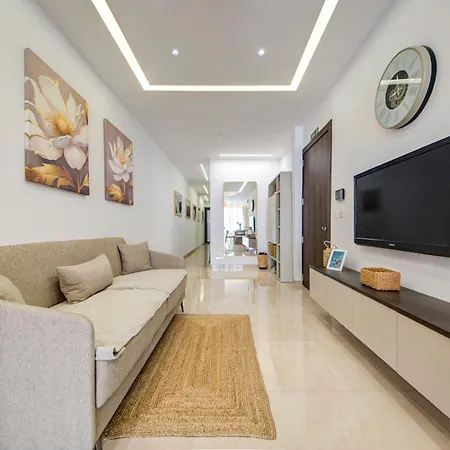 アパート Beautiful 2br Seafront With Wifi & Comfy Beds Birżebbuġa