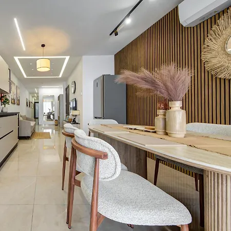 アパート Beautiful 2br Seafront With Wifi & Comfy Beds