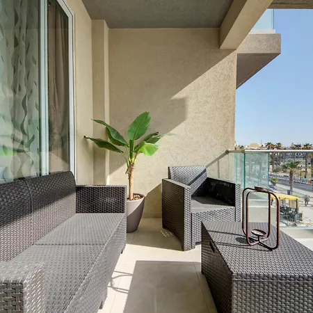 Beautiful 2br Seafront With Wifi & Comfy Beds Birżebbuġa